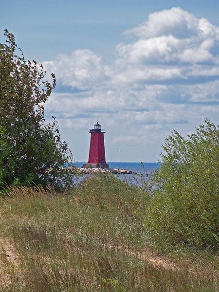 manistique lighthouse